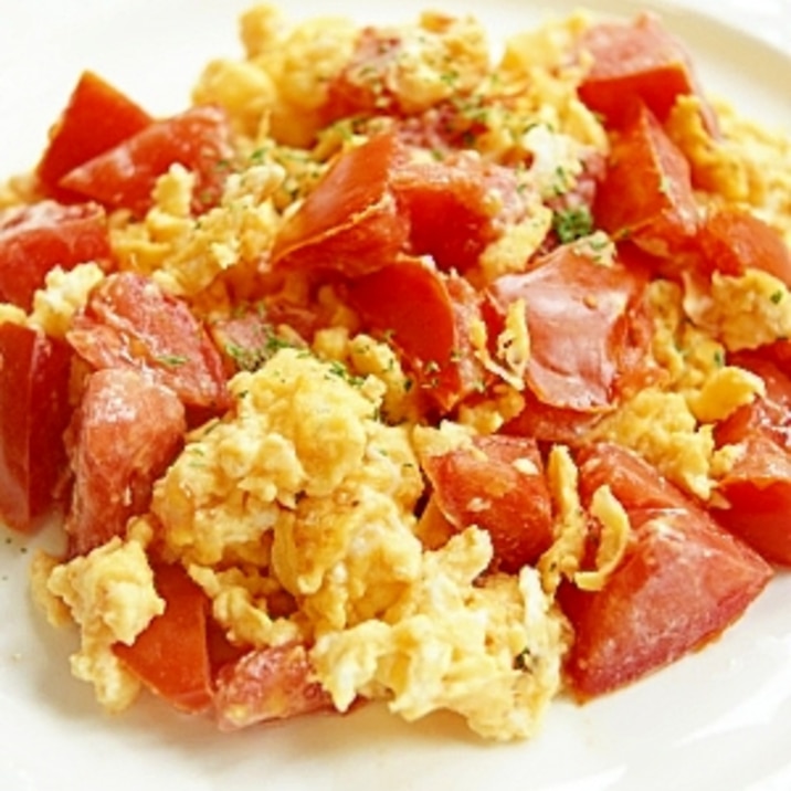 トマトと卵のスクランブルエッグ